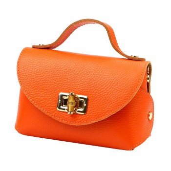 Luka,26-106 DOLLARO,5904492421679 Luka,26-106 DOLLARO,5904492421679
